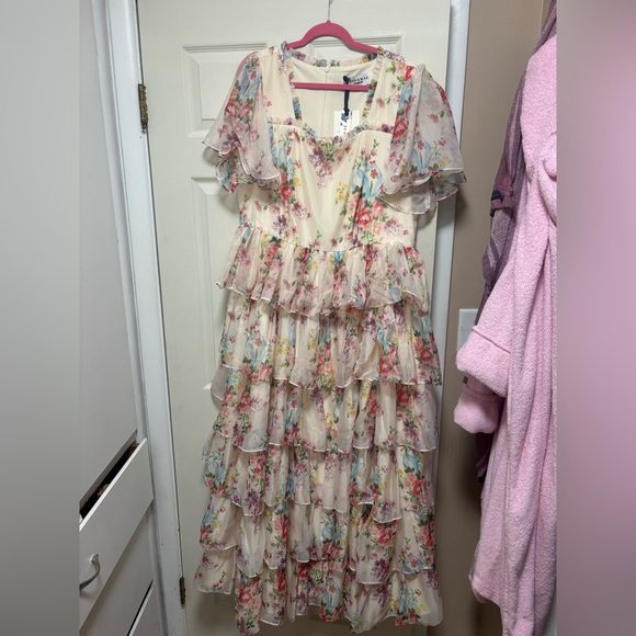 Floral Ruffle Maxi Dress - Picture 4 of 5